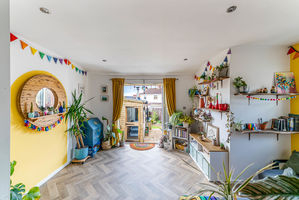 Photo 13- click for photo gallery